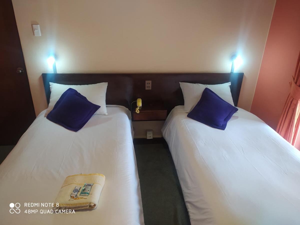 Isabela Hotel La Paz Exteriör bild