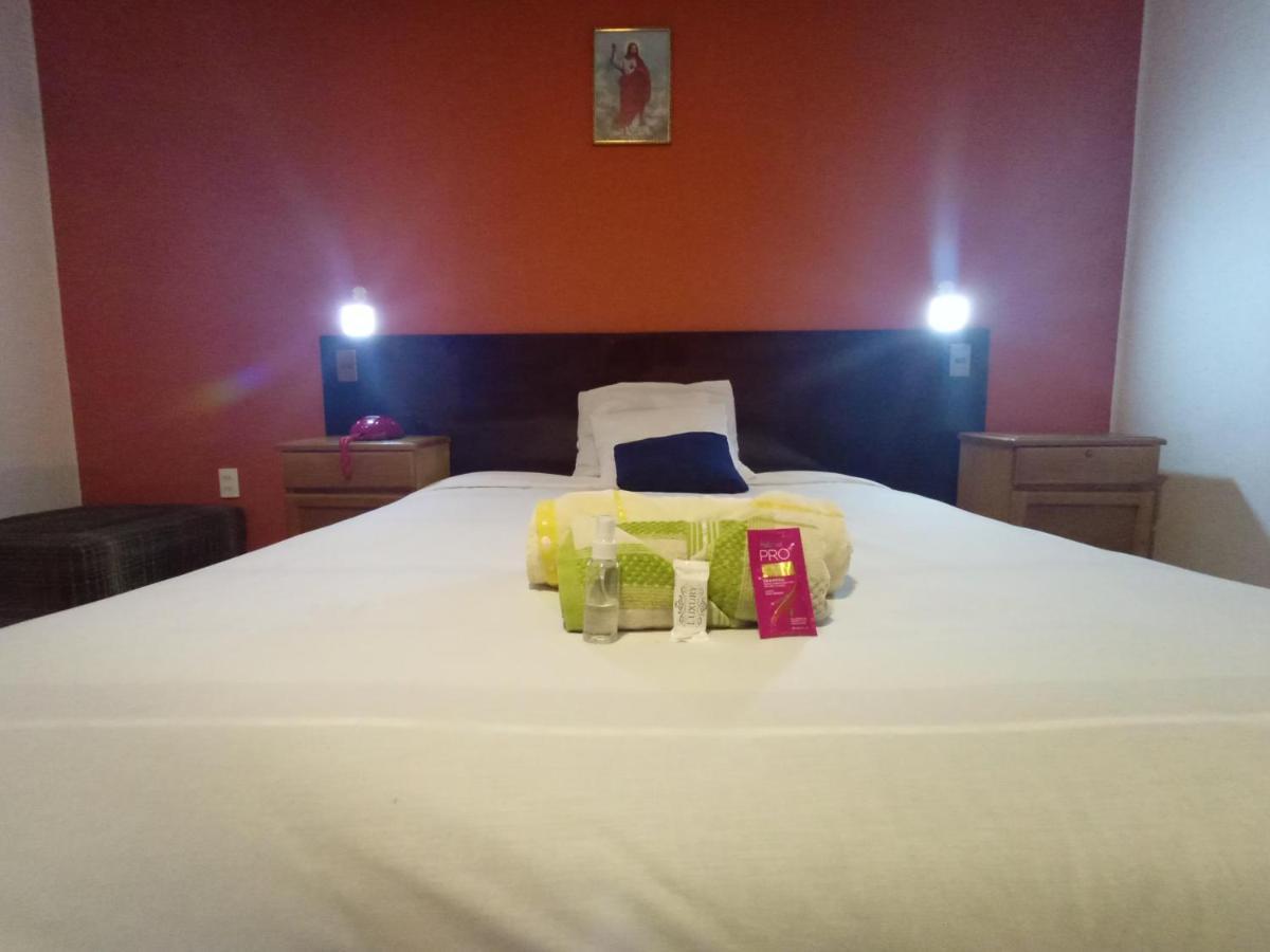 Isabela Hotel La Paz Exteriör bild