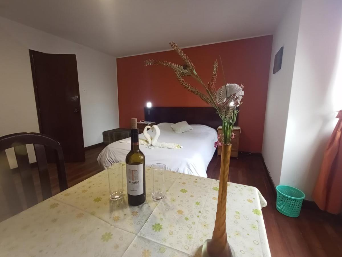 Isabela Hotel La Paz Exteriör bild